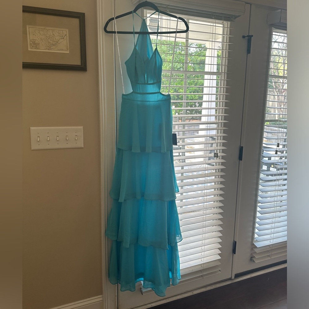 Lulus dress size small.
